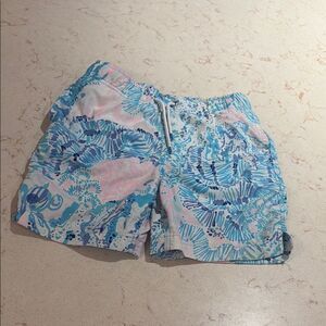 Lilly Pulitzer junior capri swim trunks with Tropical Print SZ Medium(5-7)